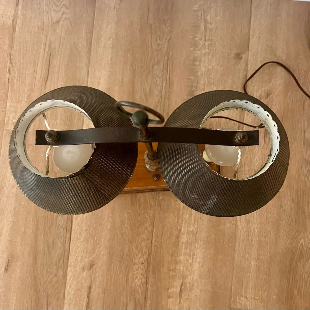 RARE Vtg Mid Century Hollywood Regency Feldman Co Label Brass Shades Table‎ Lamp